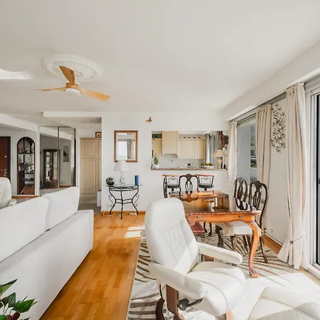 Apartment Bellevue Sea Views & Heart Of