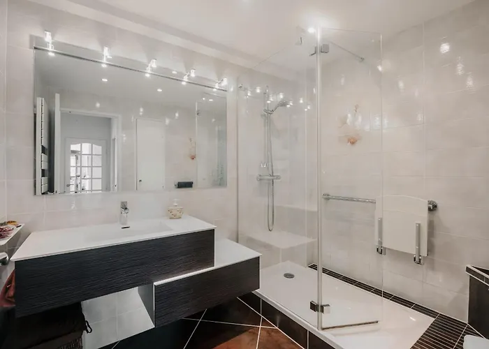 Bellevue - * بياريتز